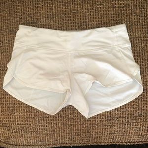 Lululemon Speed Up Shorts 2.5”